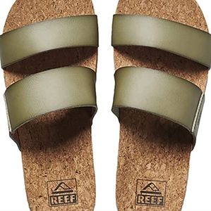 REEF cushion Vista HI sage Green sandals flip flops women's 7 NIB